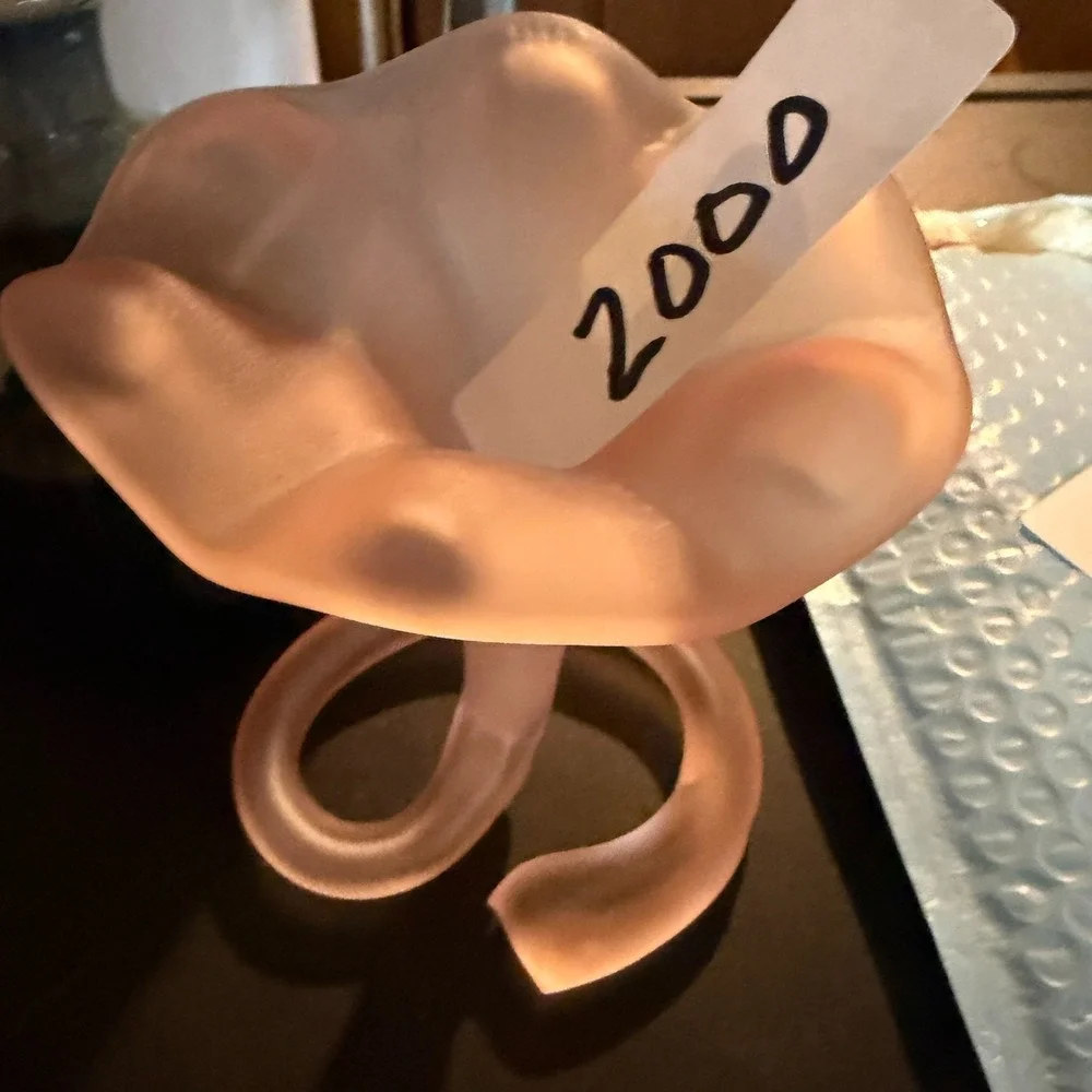 Vintage Vase Pink Art  Satin Glass Ruffle Vase Loop Base Studio 6in Beauty! 2000